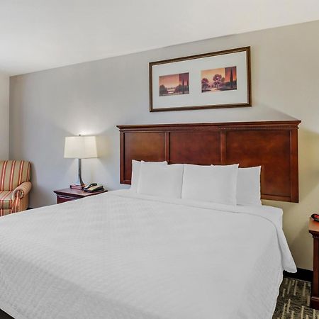 Country Inn & Suites By Radisson, Ashland - Hanover, Va Exterior foto