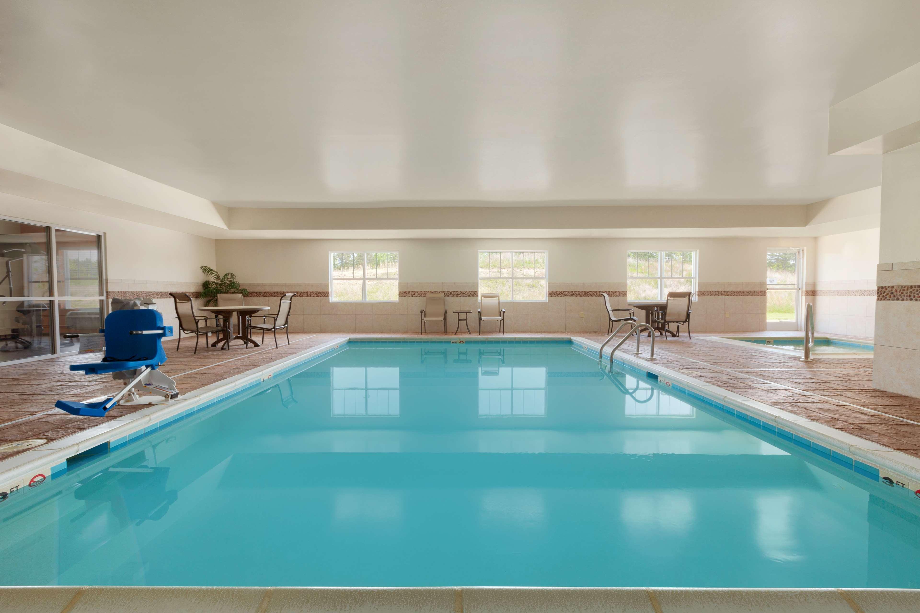 Country Inn & Suites By Radisson, Ashland - Hanover, Va Exterior foto